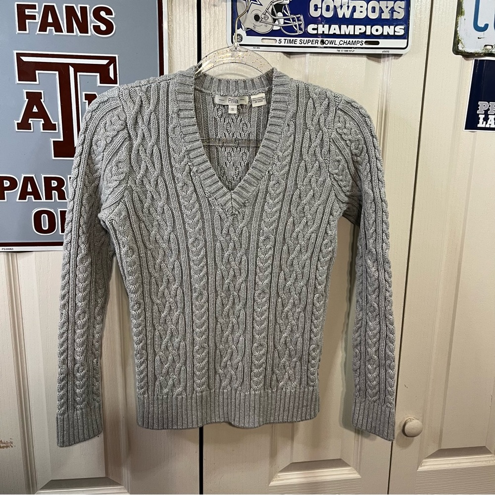 Pria Women’s V-Neck Sweater